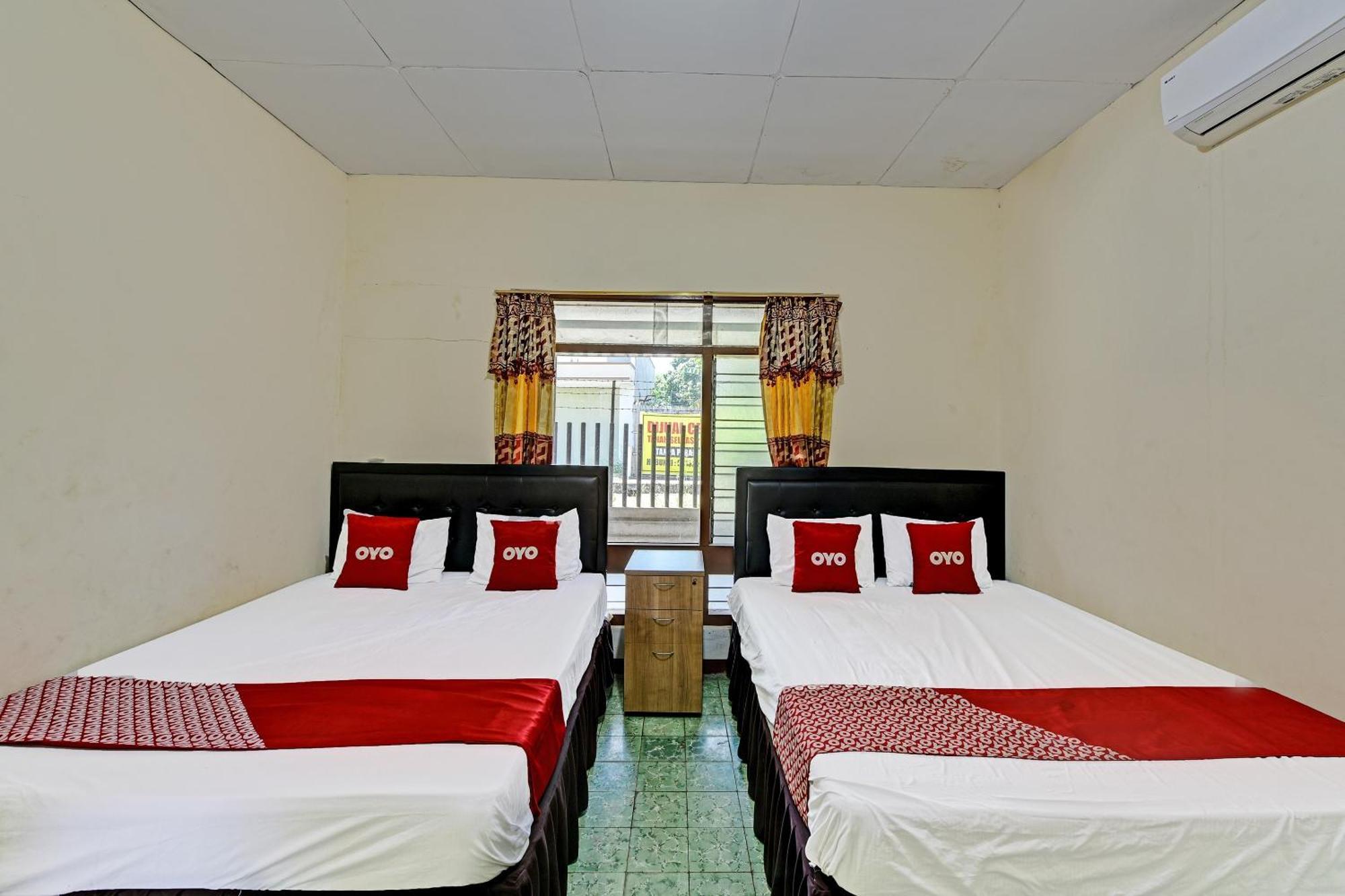 Oyo 90443 Hotel New Kartika In Cilopadang Екстер'єр фото