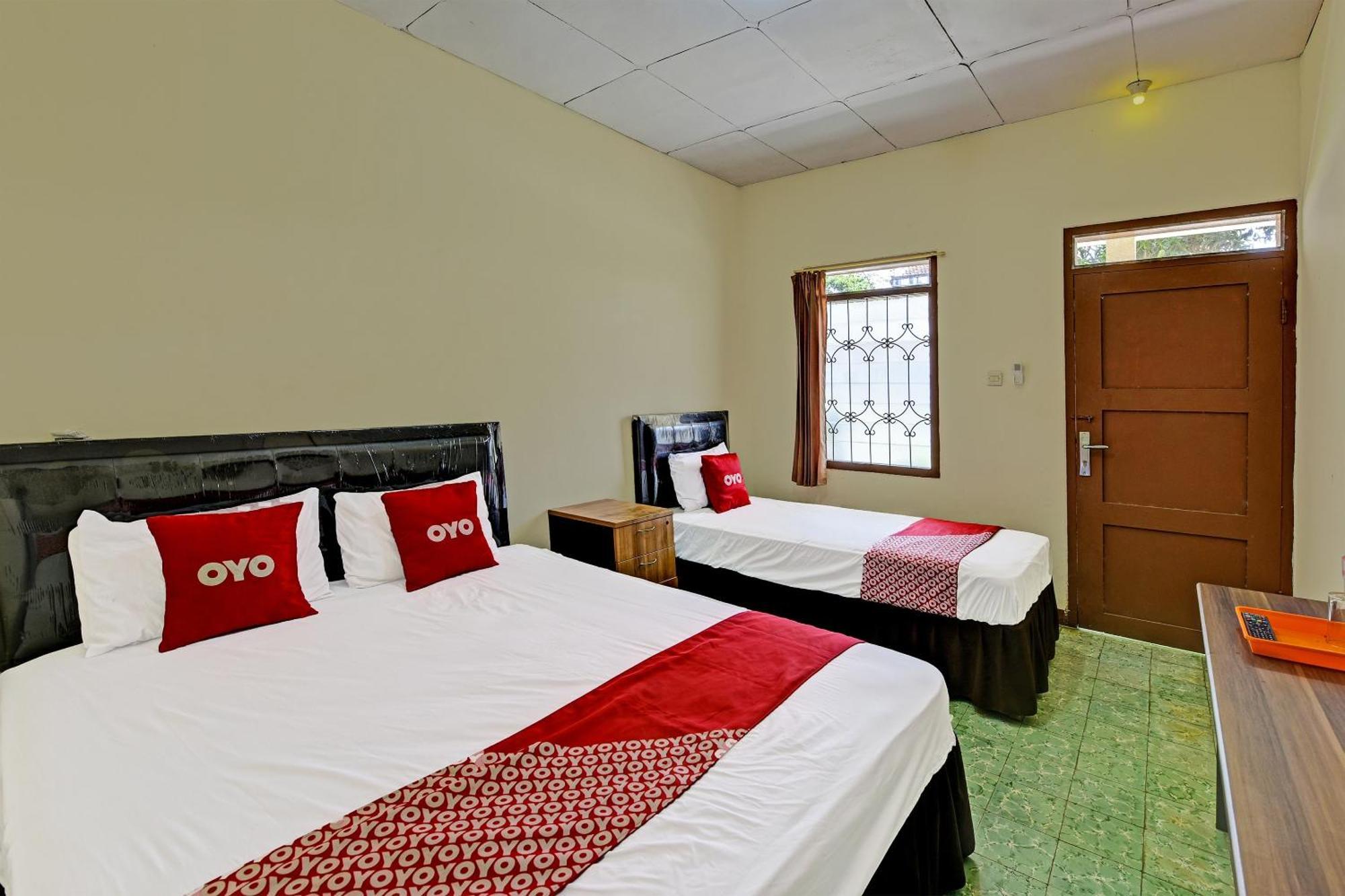 Oyo 90443 Hotel New Kartika In Cilopadang Екстер'єр фото
